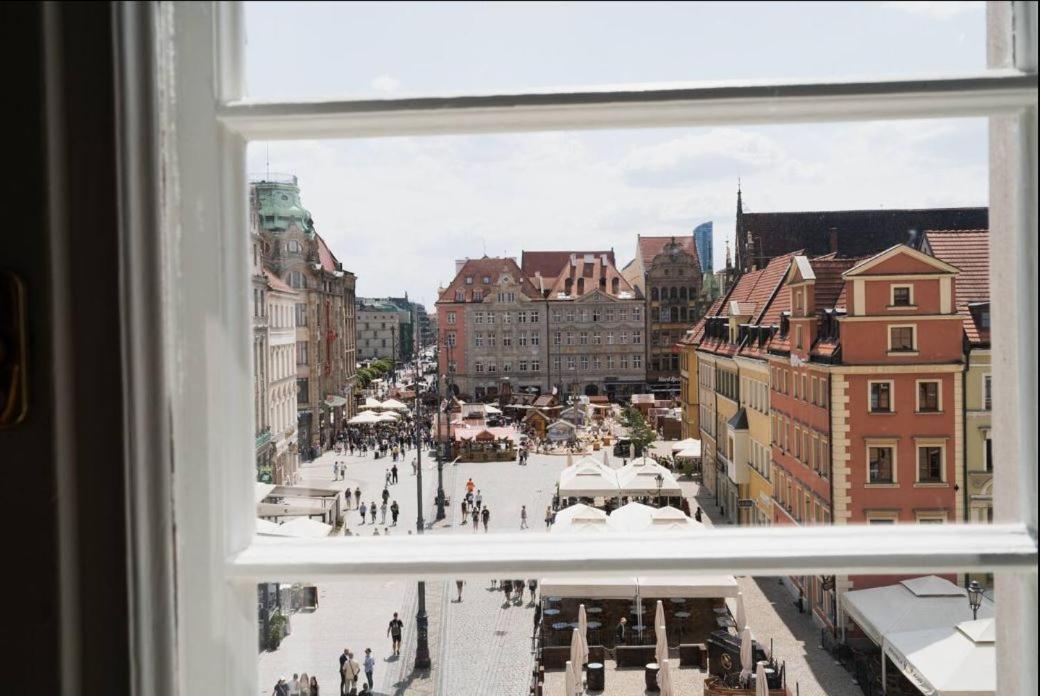 Duze Mieszkanie W Samym Rynku Wroclaw Bagian luar foto