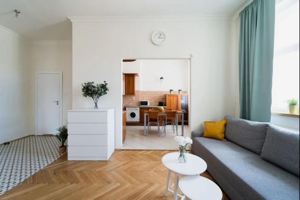 Duze Mieszkanie W Samym Rynku Wroclaw Bagian luar foto