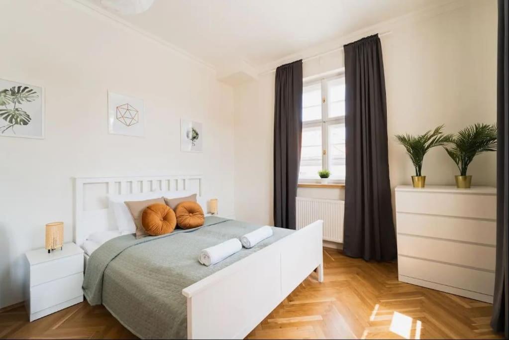 Duze Mieszkanie W Samym Rynku Wroclaw Bagian luar foto